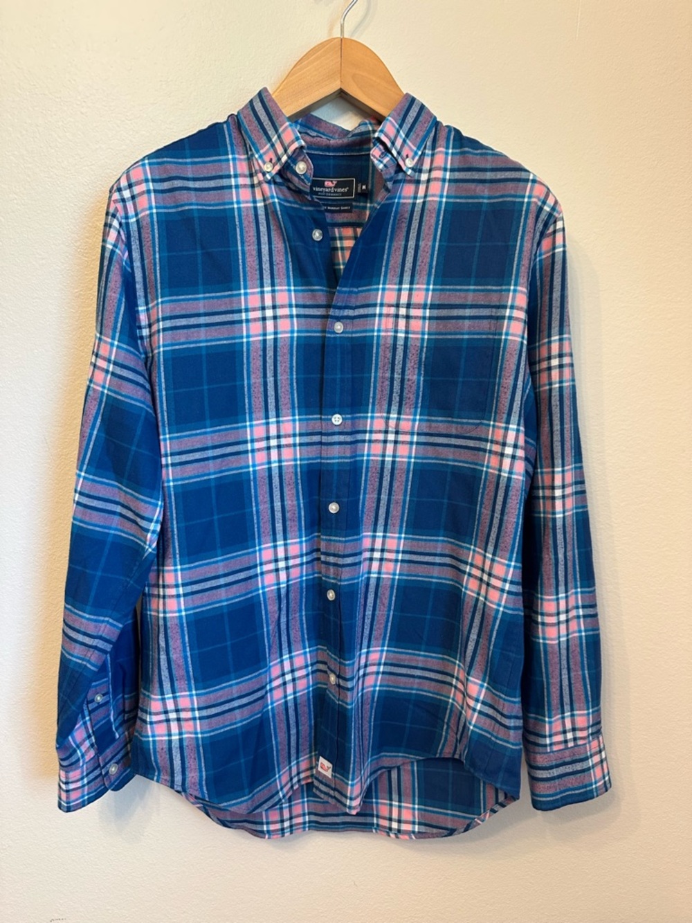 Vineyard Vines Classic Fit Murray Shirt Blue and Pink Plaid Button-Down Shirt